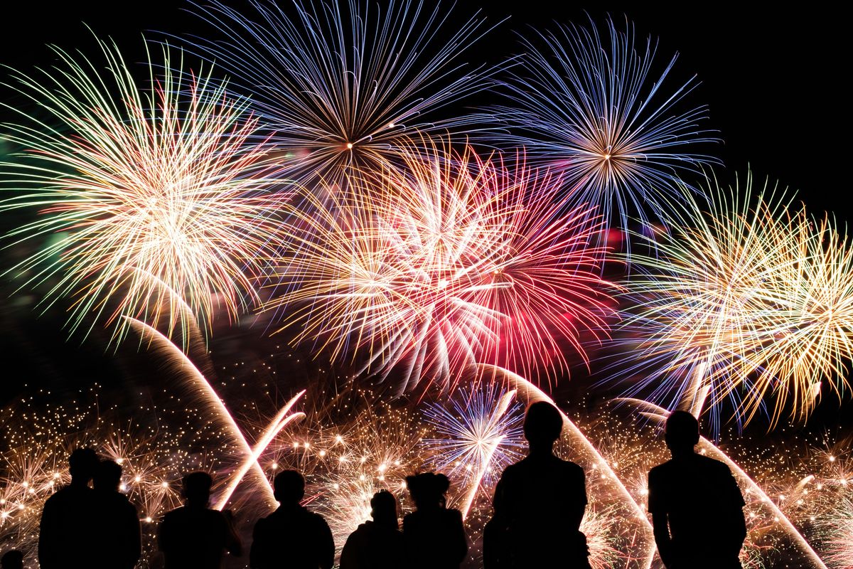 Feuerwerk und Klangwolke